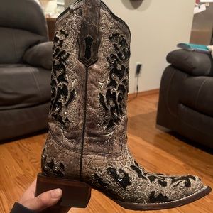 Western cowgirl boots women
